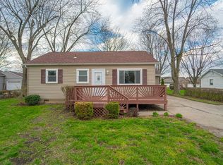 302 Cedar St, Crown Point, IN 46307