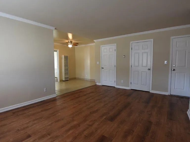 2960 Huff Avenue — Photo 4
