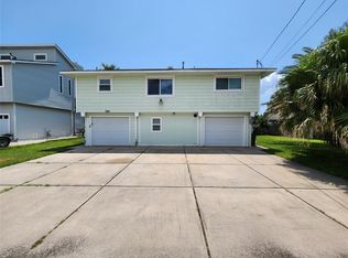 843 Marlin St, Bayou Vista, TX 77563