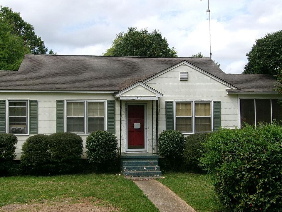 1st image of 217 Beechwood Cir