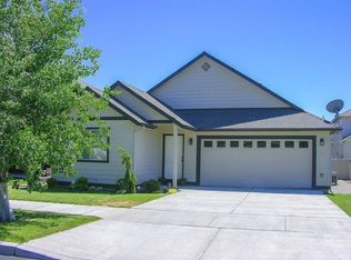 669 SE Gleneden Pl, Bend, OR 97702