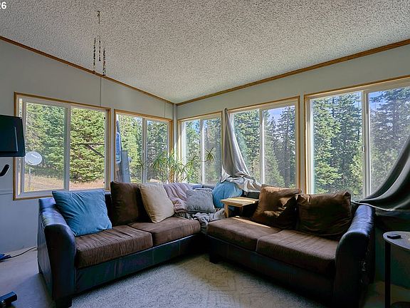 5th image of 61216 Old Ski Run Rd
