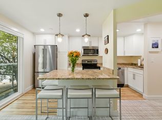 1810 43rd Ave E APT 203, Seattle, WA 98112