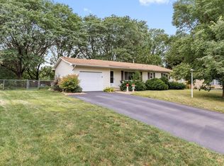 2106 Jade Ln, Eagan, MN 55122