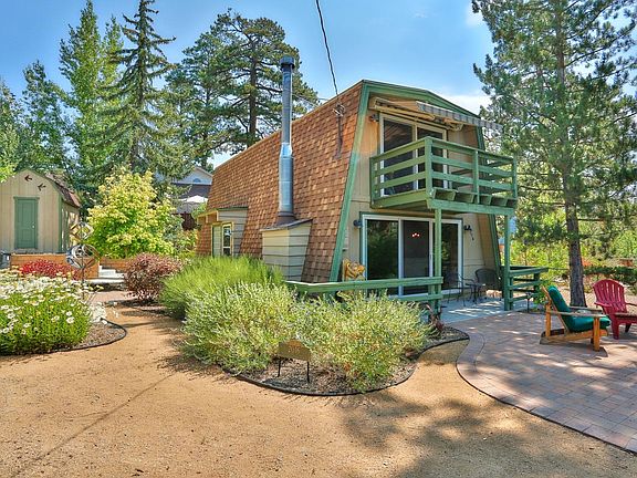 2nd image of 1076 Mount Whitney Dr