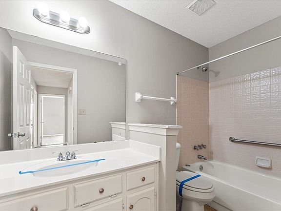 4th image of 8340 Timber Creek Dr
