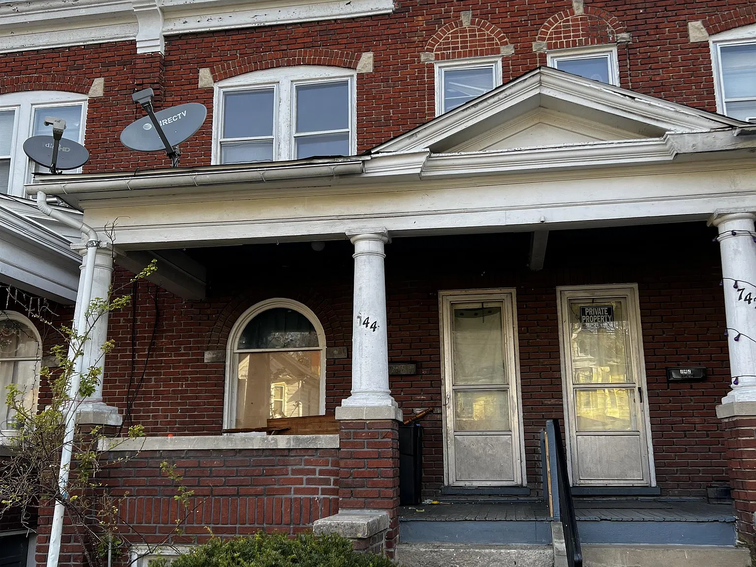 744 West King Street - 1 — Photo 1