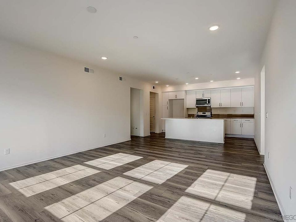 1st image of 5405 Beach Grass Ln #137