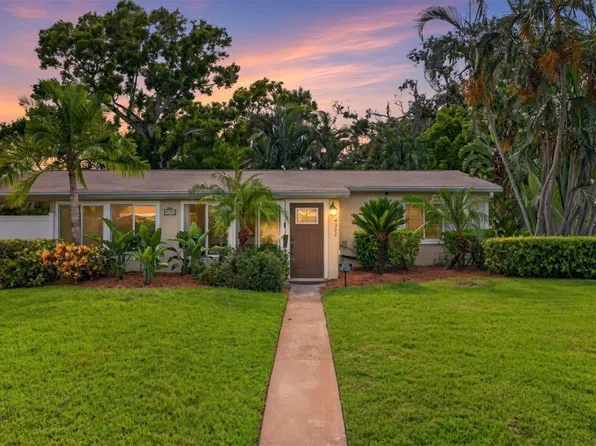 4392 WALNUT STREET NE, ST PETERSBURG, FL 33703