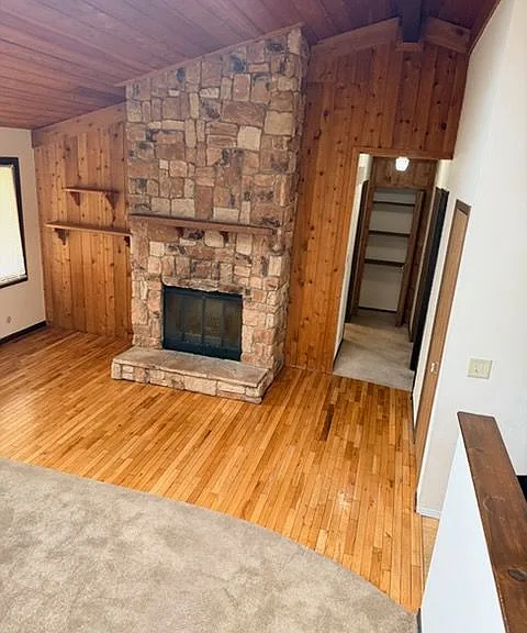 1630 W Greenwood Ave — Photo 3