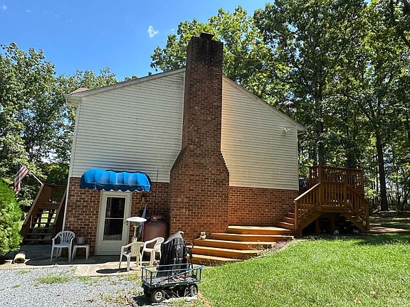 2nd image of 28 N Ridge Ln