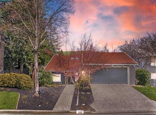 903 Augusta Dr, Moraga, CA