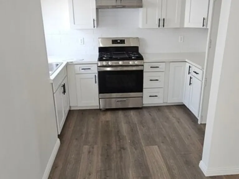 403 Griswold St #C — Photo 6