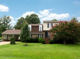 1916 Robindale Rd, North Chesterfield, VA 23235