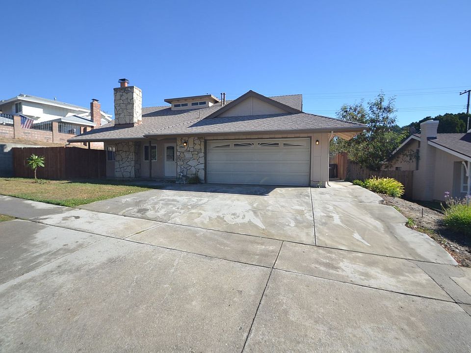 1st image of 27840 Rosamond Dr