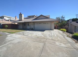 27840 Rosamond Dr, Santa Clarita, CA 91351