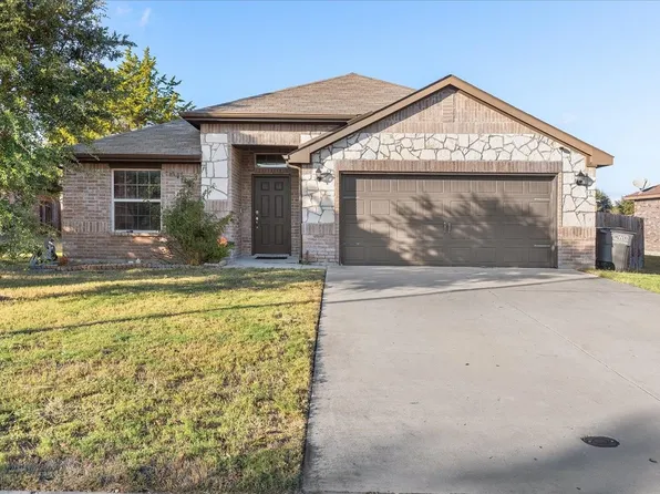 1563 Reynolds St, Lancaster, TX 75134