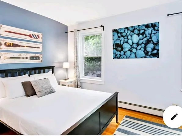 423 S 13th St Floor 2, Philadelphia, PA 19147