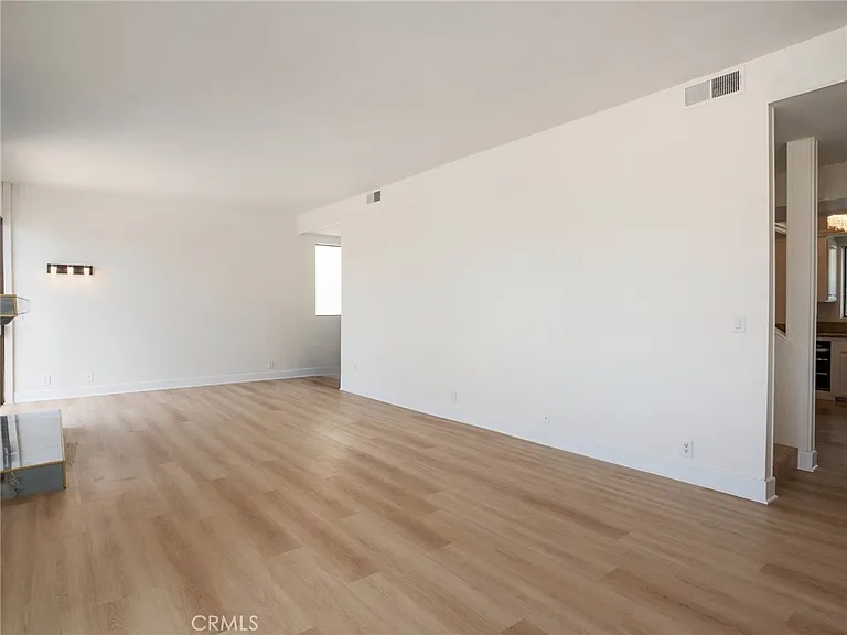 355 Pershing Dr #B — Photo 12