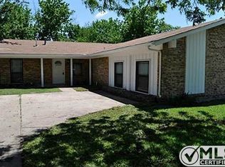 2550 N Saint Augustine Rd, Dallas, TX 75227