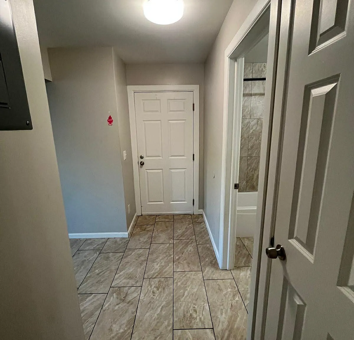 1 bed, $1,100 — Photo 3