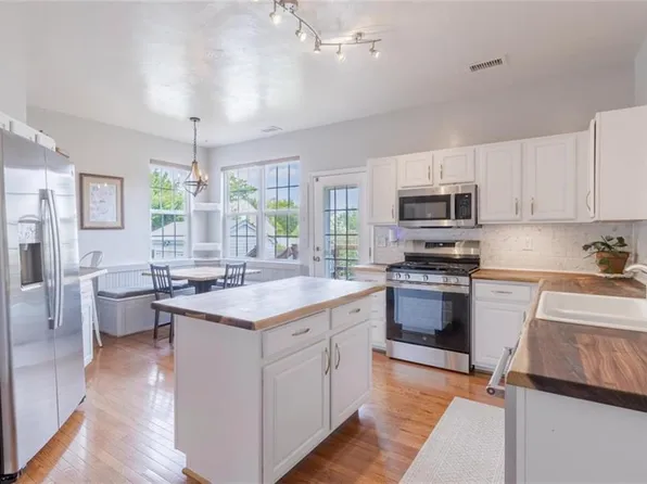 1816 Sunsprite Loop, Chesapeake, VA 23323