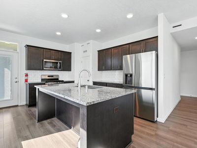 306 Tanzanite Ave, Grandview, WA, 98930