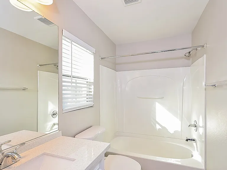 2404 Cockatiel Dr — Photo 15