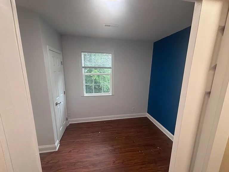 400 Mark Rd — Photo 9