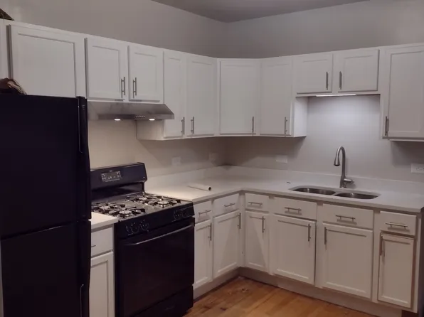 930 N Springfield Ave #2, Chicago, IL 60651
