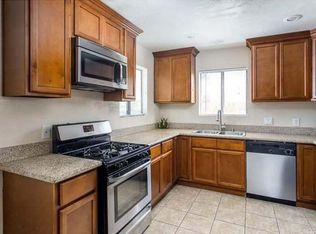 806 E 65th St, Inglewood, CA 90302