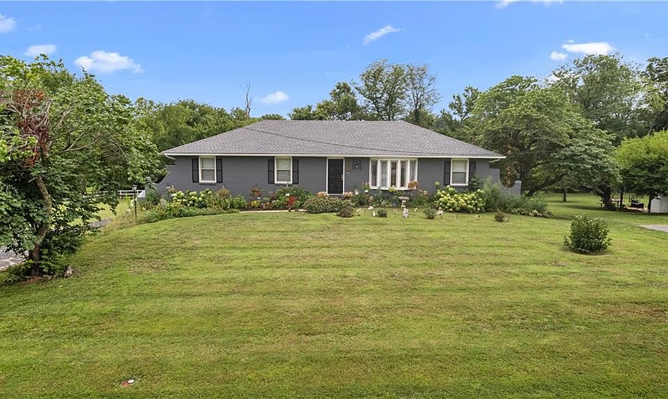 1st image of 7611 Harry S Truman Dr