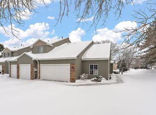 2516 Lockwood Dr #50, Saint Paul, MN 55120
