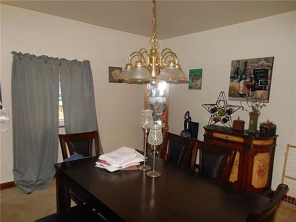 4th image of 323 Paul Dr
