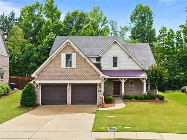 740 Shelton Cove Ln, Auburn, AL 36830