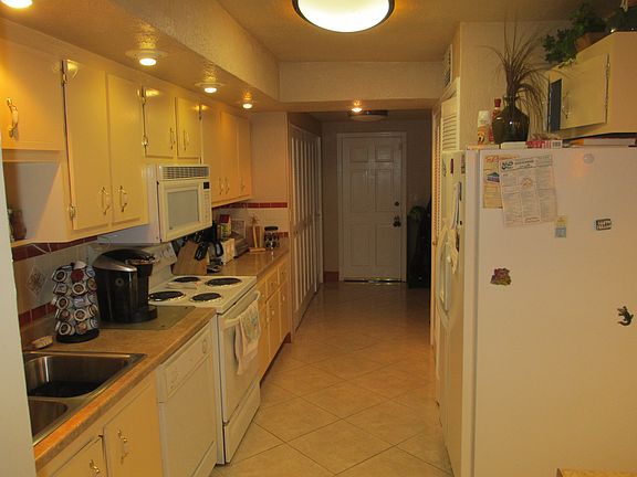 5th image of 3215 Coral Springs Dr #132