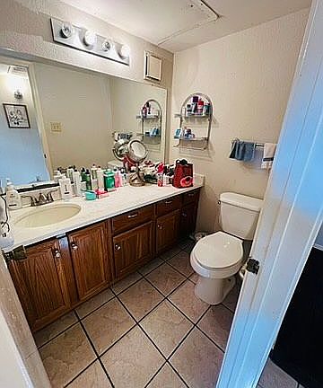 3rd image of 1829 Maplewood Trl