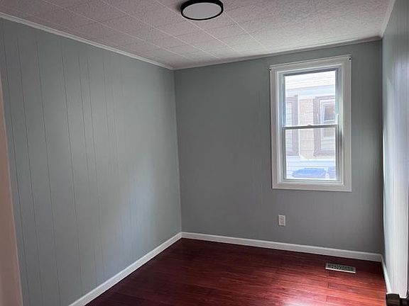 4th image of 348 Prospect Ave #1
