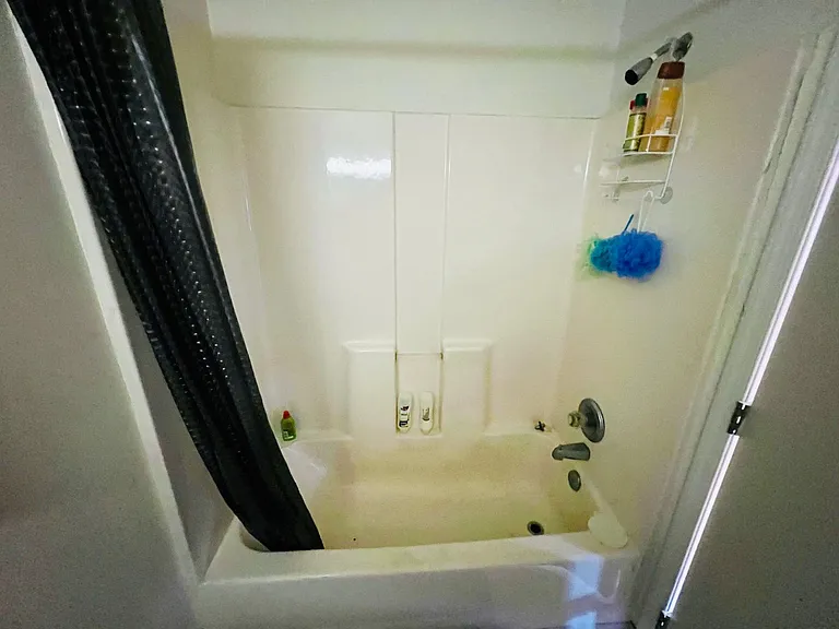 415 E. Grace Street — Photo 26