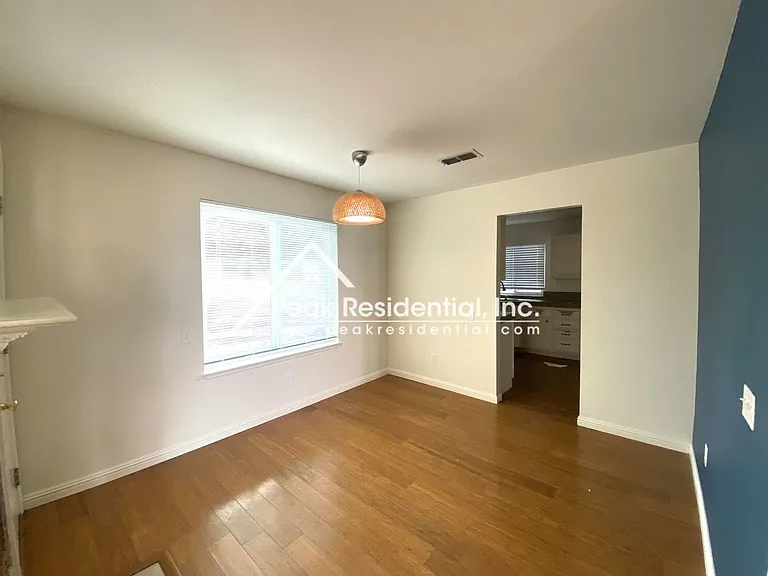 4930 Juniper Hill Pl — Photo 3