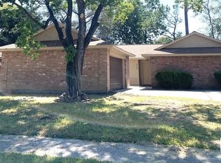 6102 Fallengate Dr, Spring, TX 77373