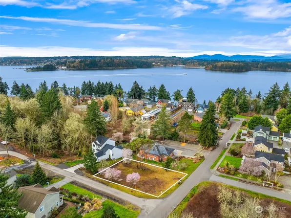 0 Devenny/Evergreen Avenue NE, Bainbridge Island, WA 98110