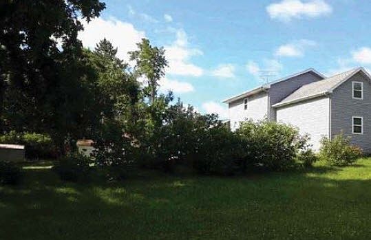 2nd image of 54058 Grapevine Ln