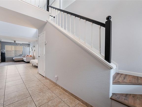 3rd image of 3032 Misty Harbour Dr