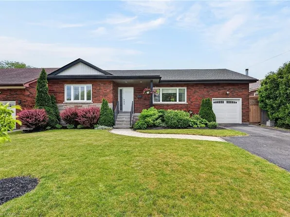 55 Glenview Dr, Hamilton, ON L8G 2L5