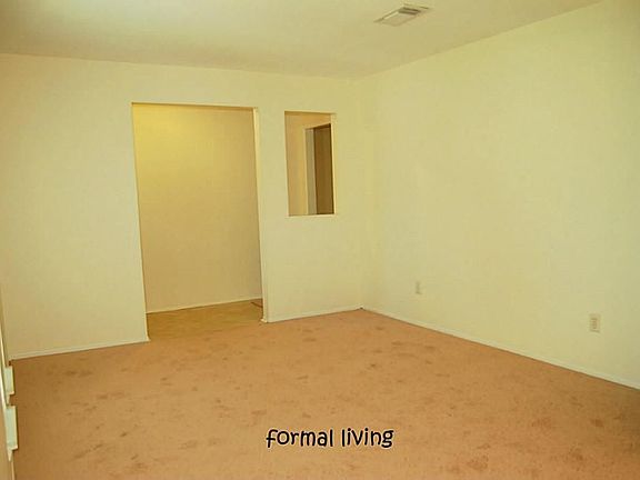 5th image of 15211 Stradbrook Dr