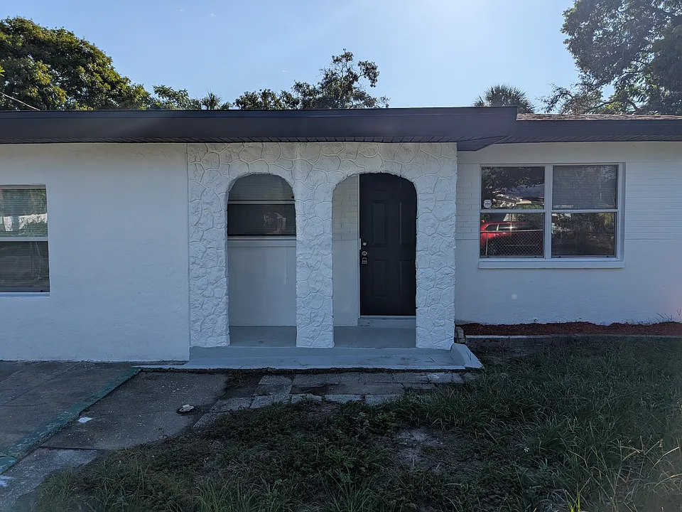 3719 Whittier St