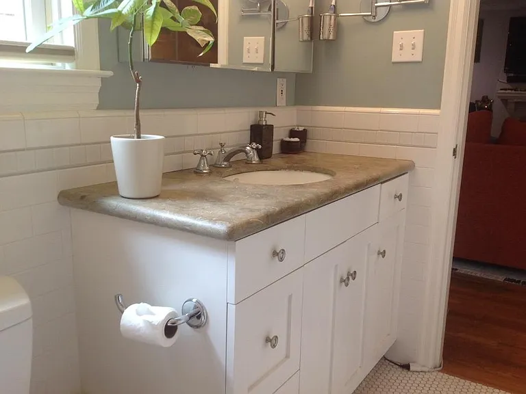 221 Fair Oaks St #A — Photo 7