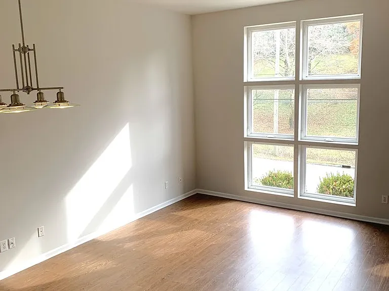 2745 Grinstead Dr #106 — Photo 5