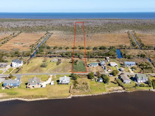 264 Bayview Drive, Stumpy Point, NC 27978